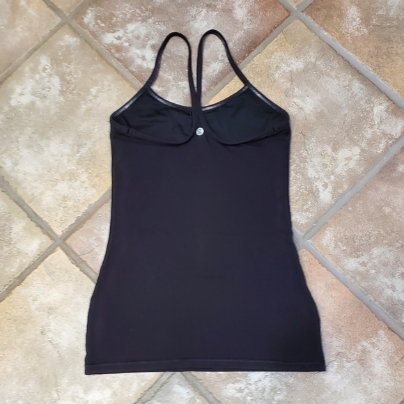 Lulu🍋 Power Y Tank - Picture 4 of 6